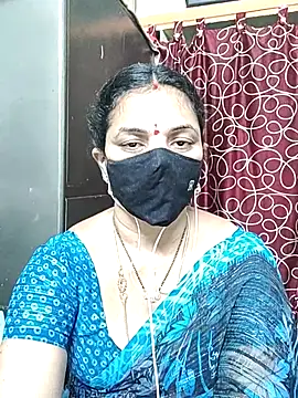 Snapshot of Leela_555 chatting on July 2026 08:43:02 AM Leela 555 online show from July 2026 08:43:02 AM
