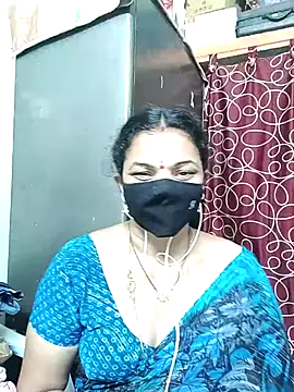 Snapshot of Leela_555 chatting on July 2026 09:55:02 PM Leela 555 online show from July 2026 09:55:02 PM