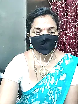 Snapshot of Leela_555 chatting on July 2026 02:25:02 PM Leela 555 online show from July 2026 02:25:02 PM