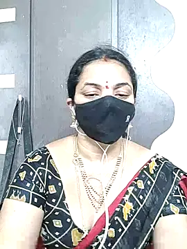 Snapshot of Leela_555 chatting on July 2026 01:31:02 AM Leela 555 online show from July 2026 01:31:02 AM