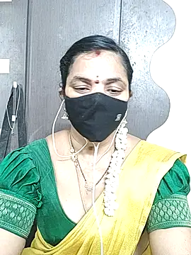 Snapshot of Leela_555 chatting on July 2026 02:47:01 AM Leela 555 online show from July 2026 02:47:01 AM