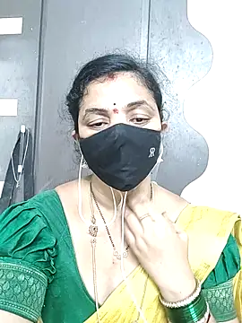 Snapshot of Leela_555 chatting on July 2026 03:14:02 PM Leela 555 online show from July 2026 03:14:02 PM