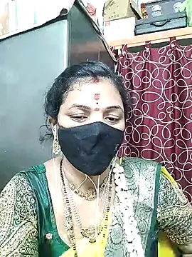 Snapshot of Leela_555 chatting on July 2026 09:05:02 AM Leela 555 online show from July 2026 09:05:02 AM