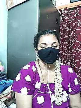 Snapshot of Leela_555 chatting on July 2026 09:11:01 PM Leela 555 online show from July 2026 09:11:01 PM