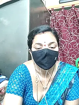 Snapshot of Leela_555 chatting on July 2026 03:21:02 PM Leela 555 online show from July 2026 03:21:02 PM