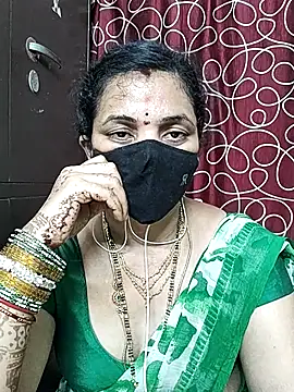 Snapshot of Leela_555 chatting on July 2026 12:37:01 PM Leela 555 online show from July 2026 12:37:01 PM