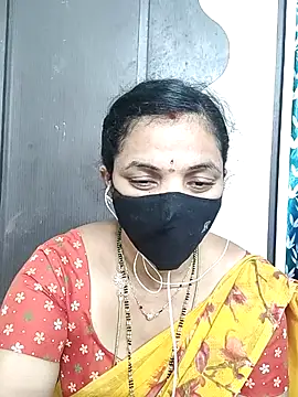 Snapshot of Leela_555 chatting on July 2026 03:50:01 AM Leela 555 online show from July 2026 03:50:01 AM