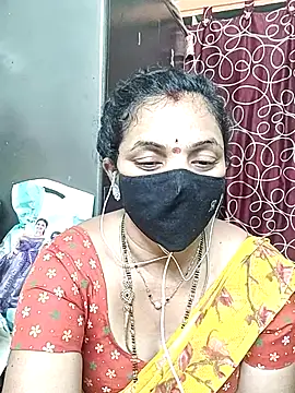Snapshot of Leela_555 chatting on July 2026 03:55:01 PM Leela 555 online show from July 2026 03:55:01 PM