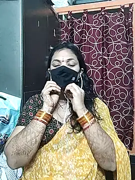 Snapshot of Leela_555 chatting on August 2026 05:50:02 AM Leela 555 online show from August 2026 05:50:02 AM