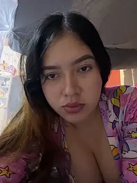 Snapshot of LuxuryCoupleX chatting on May 2026 03:23:01 AM LuxuryCoupleX online show from May 2026 03:23:01 AM