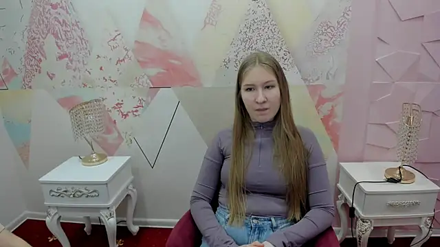 Snapshot of _luna_111 chatting on May 2026 02:01:02 PM luna 111 online show from May 2026 02:01:02 PM