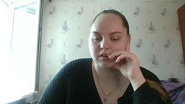 Snapshot of SoftHypnose chatting on June 2026 08:17:02 AM SoftHypnose online show from June 2026 08:17:02 AM