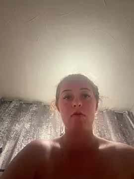 Snapshot of Miss_brunettexx chatting on May 2026 10:36:01 PM Miss brunettexx online show from May 2026 10:36:01 PM