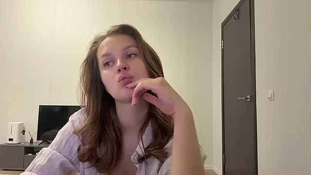 Beverly Smith online show from June 2026 03:25:01 AM