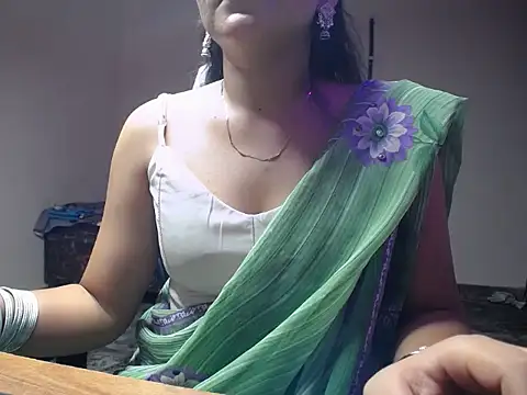 Snapshot of Flirty_Apsara chatting on June 2026 06:41:01 PM Flirty Apsara online show from June 2026 06:41:01 PM