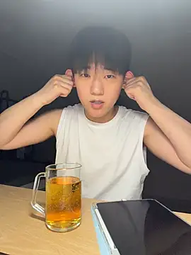 Snapshot of k-kinky chatting on June 2026 05:35:01 PM k-kinky online show from June 2026 05:35:01 PM