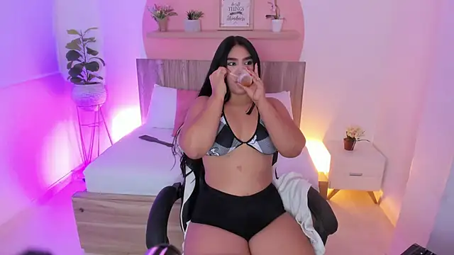 lady venom online show from June 2026 01:25:02 AM