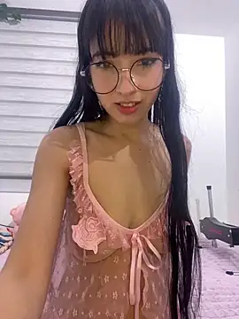 Snapshot of JeyLuxx chatting on June 2026 06:03:02 AM JeyLuxx online show from June 2026 06:03:02 AM