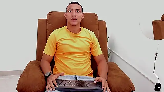 Chirs Arthus online show from July 2026 11:26:01 PM