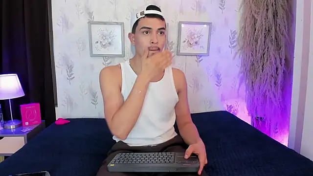 willy diamond online show from June 2026 07:47:02 PM