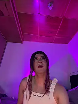 Snapshot of Mia_Frank__ chatting on June 2026 08:47:01 PM Mia Frank online show from June 2026 08:47:01 PM