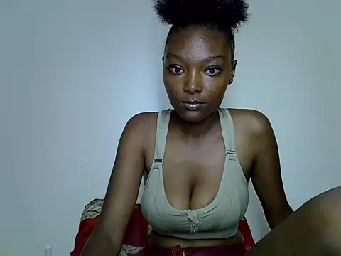 Tasha Arianah online show from June 2026 04:18:01 PM