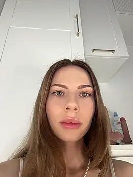 Snapshot of Ms_Luna_ chatting on July 2026 09:33:02 AM Ms Luna online show from July 2026 09:33:02 AM