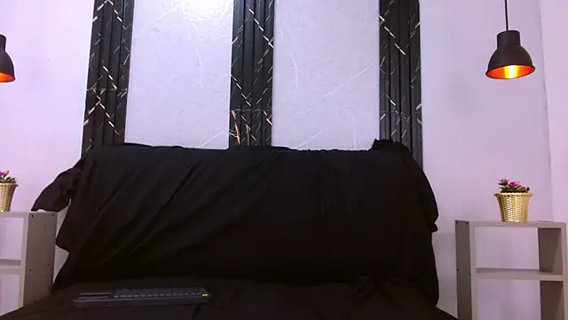 Maximiliano Stronge online show from June 2026 07:25:01 PM