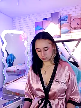 Snapshot of Lua_bloom_ chatting on June 2026 04:35:02 AM Lua bloom online show from June 2026 04:35:02 AM