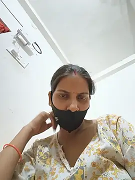 Snapshot of Neha-ji chatting on June 2026 04:05:02 PM Neha-ji online show from June 2026 04:05:02 PM