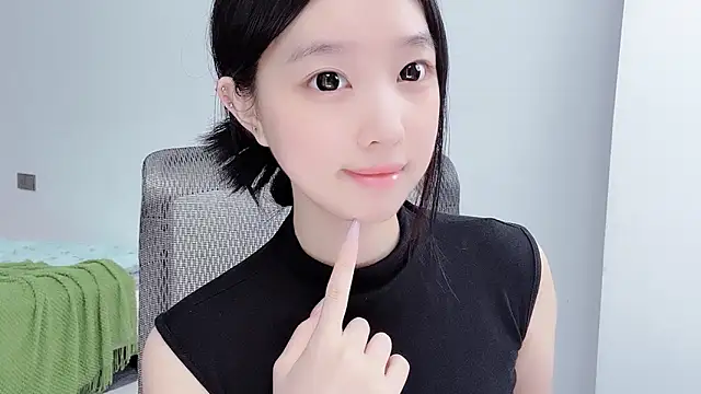 Snapshot of Yoyo33355 chatting on July 2026 03:48:01 AM Yoyo33355 online show from July 2026 03:48:01 AM