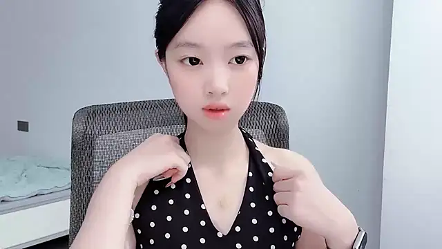 Snapshot of Yoyo33355 chatting on July 2026 03:37:01 AM Yoyo33355 online show from July 2026 03:37:01 AM