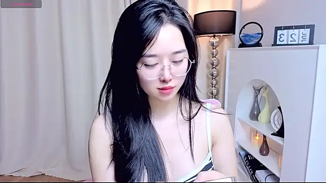 Snapshot of miuu6868 chatting on July 2026 04:10:02 AM miuu6868 online show from July 2026 04:10:02 AM