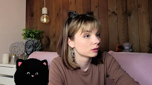 IvoryPesante online show from June 2026 01:28:02 AM