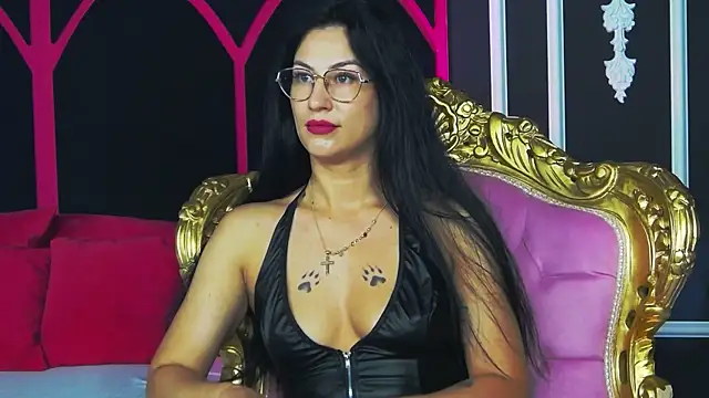Snapshot of Areina chatting on June 2026 05:19:02 AM Areina online show from June 2026 05:19:02 AM