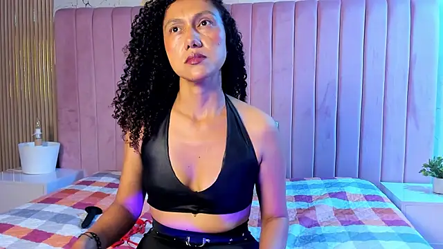 kiara-belle online show from July 2026 12:25:01 PM