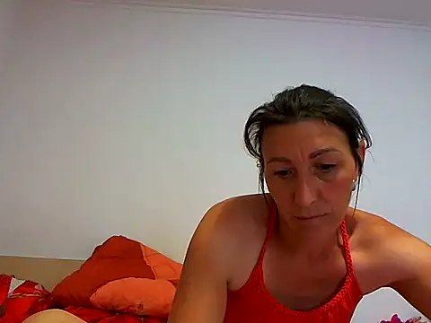Kassandra06 online show from June 2026 05:28:02 AM