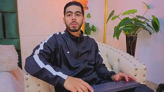 Snapshot of Jadiel_Stone chatting on June 2026 11:42:02 AM Jadiel Stone online show from June 2026 11:42:02 AM