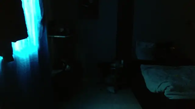 Mr yisuzz online show from July 2026 12:03:01 PM