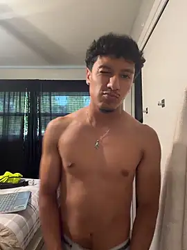 Snapshot of latino_switch chatting on June 2026 02:36:01 AM latino switch online show from June 2026 02:36:01 AM