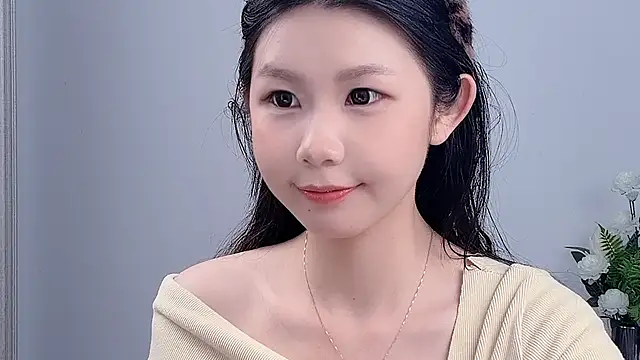 Snapshot of Rose_love69 chatting on June 2026 11:27:02 AM Rose love69 online show from June 2026 11:27:02 AM