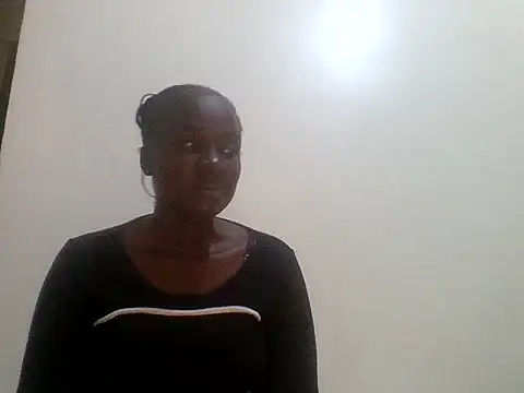 Snapshot of Ebonylouisa chatting on July 2026 06:13:01 PM Ebonylouisa online show from July 2026 06:13:01 PM