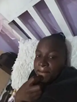 Snapshot of Ebonylouisa chatting on July 2026 08:34:02 PM Ebonylouisa online show from July 2026 08:34:02 PM