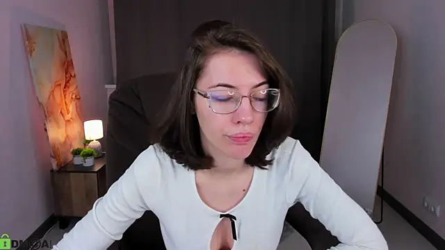 eva sicret online show from July 2026 04:07:01 AM