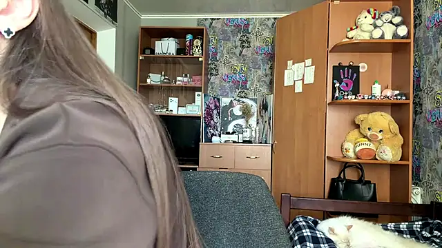 HoneyKittyk online show from June 2026 11:16:02 AM