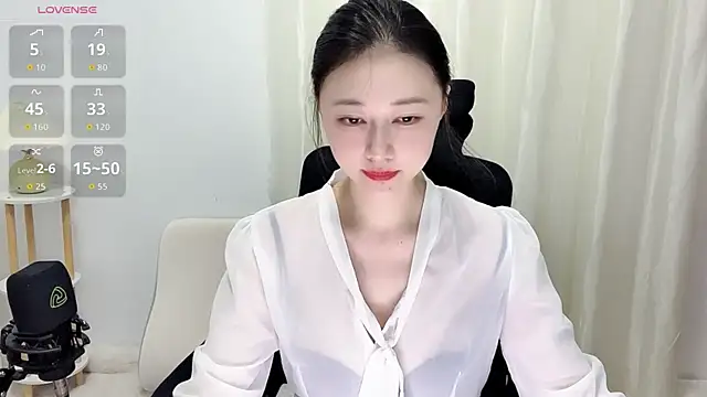 Snapshot of Punsellze chatting on July 2026 01:55:01 AM Punsellze online show from July 2026 01:55:01 AM