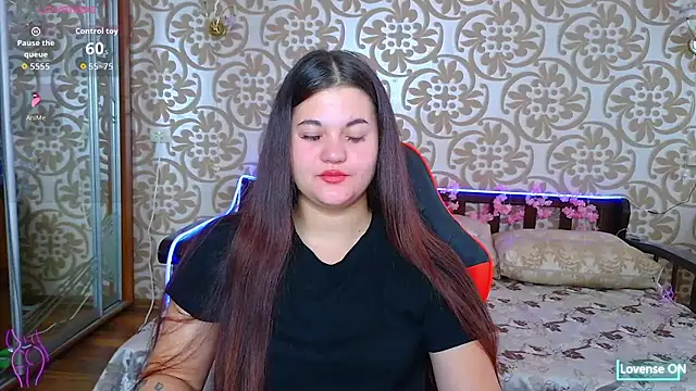 Snapshot of ElisesMuse chatting on July 2026 06:55:02 AM ElisesMuse online show from July 2026 06:55:02 AM