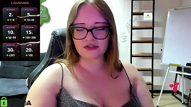 JuliNy x online show from July 2026 12:29:01 PM