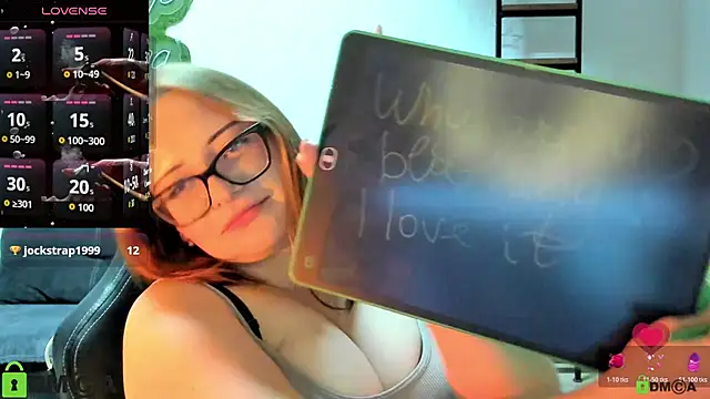 JuliNy x online show from July 2026 07:39:01 PM