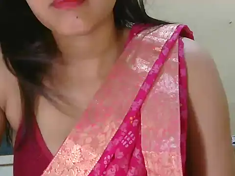 Snapshot of Himanshi_Singh chatting on July 2026 08:52:02 PM Himanshi Singh online show from July 2026 08:52:02 PM
